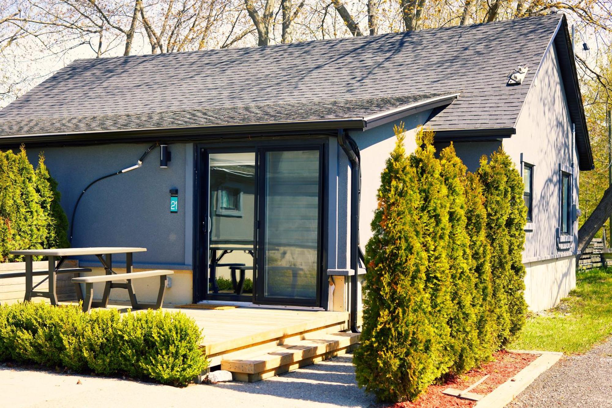 The Long Beach Resort - Beachfront Cottages & Townhouse Suites Wainfleet Εξωτερικό φωτογραφία
